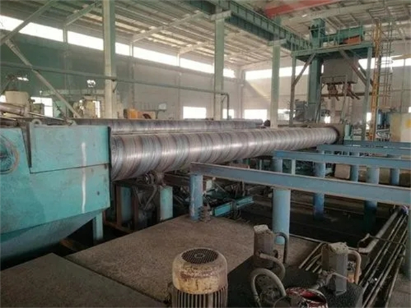 螺旋钢管生产设备